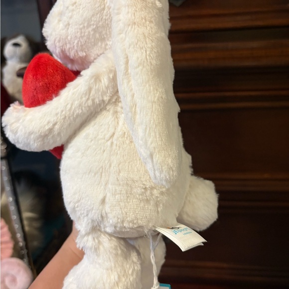 Jellycat Red Love Heart ❤️ Bunny - Picture 3 of 4